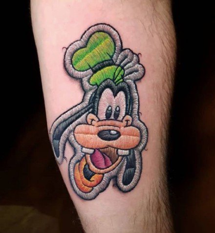 刺绣纹身 18款彩色的创意刺绣主题的纹身图片