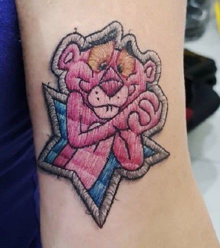 刺绣纹身 18款彩色的创意刺绣主题的纹身图片