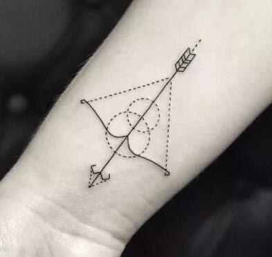 小清新弓箭主题的9款纹身图案作品
