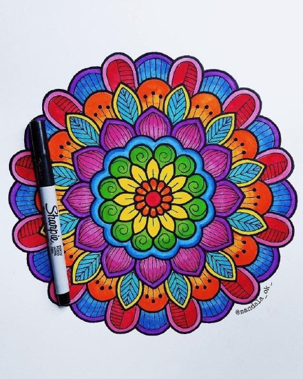 一组彩色的曼达拉梵花纹身素材图片(9/9)