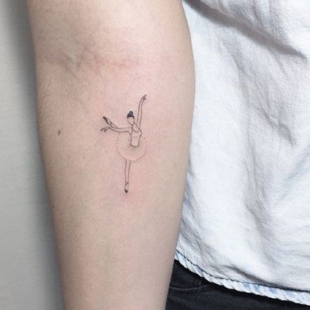 芭蕾舞者主题的18款舞蹈纹身图案