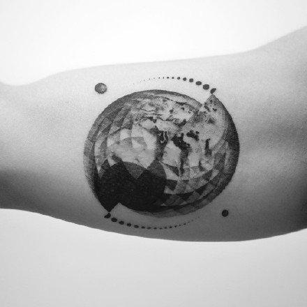 大臂内侧的18款纹身作品图片赏析