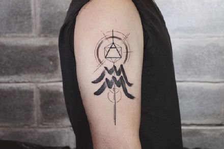 适合水瓶座的一组纹身作品图案