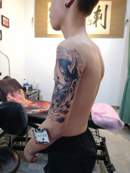 十堰纹身 湖北十堰刺魂纹身的近期纹身店内作品