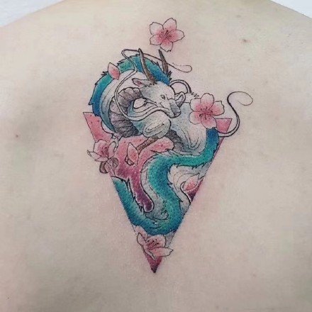 水彩色的9款好看小龙纹身图案
