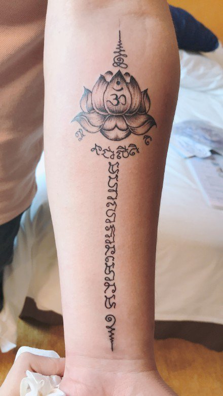 曼古王&曼古锋的9款泰国刺符纹身作品欣赏