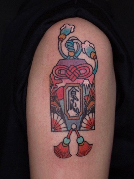 钱袋纹身 平安符钱袋主题的9款纹身图案作品