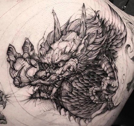 龙头主题的一组纹身作品,神龙见首不见尾