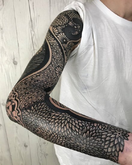 霸气部落混搭点传统风格的9款纹身作品