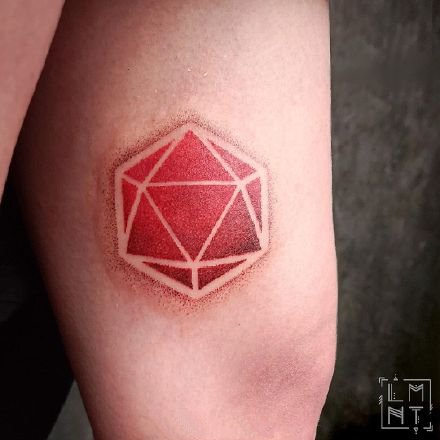 好看的一组点刺风格的小图纹身作品图