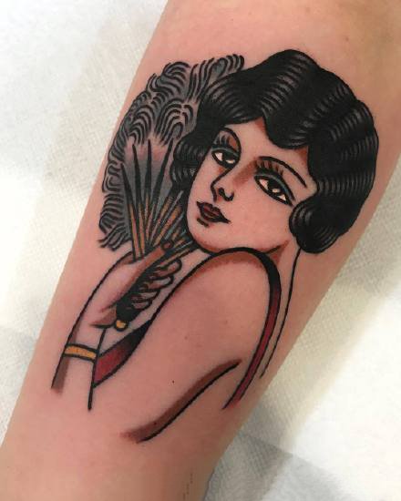 一组oldschool风格的欧美女郎纹身图案