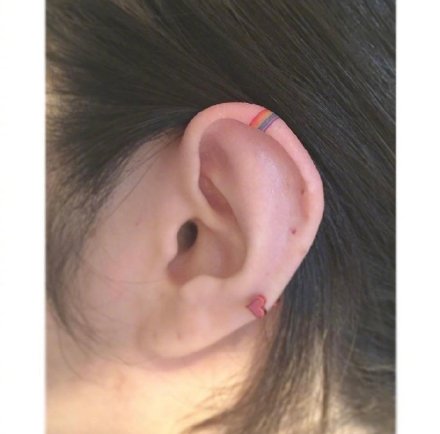耳朵上的ins风简约小清新纹身图案 ​​​​
