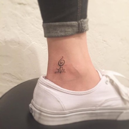 九款小清新感脚踝小纹身图案欣赏