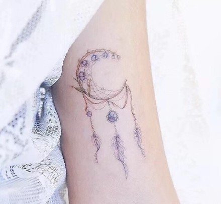 一组小清新感女生彩色小图案纹身