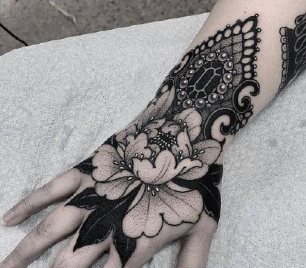 一组暗黑手臂男生纹身图案