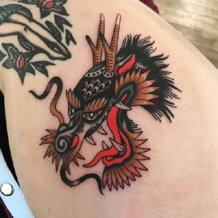 一组经典和美式传统的纹身图案