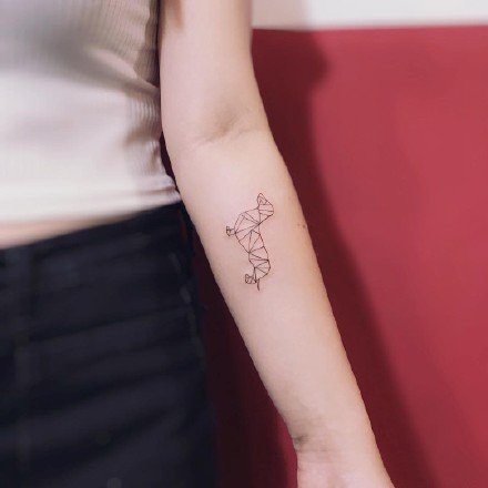 一组可爱的小猫小狗纹身图案