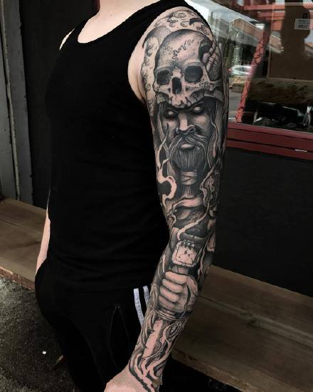 一组黑色写实霸气纹身图案欣赏