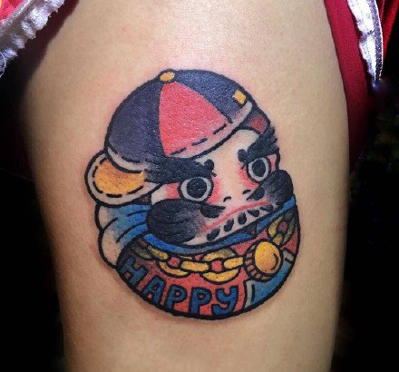 一组可爱的达摩蛋写实纹身图案