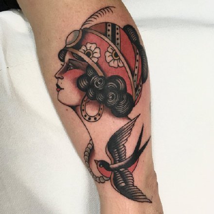 一组oldschool风格的女郎纹身图案