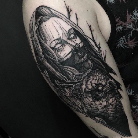 一组霸气的黑白男生纹身图案