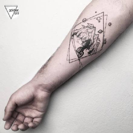 一组黑灰创意纹身图案欣赏