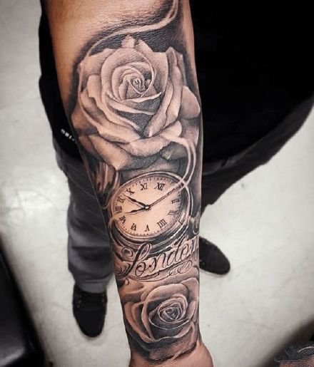 一组玫瑰与时间纹身图案欣赏
