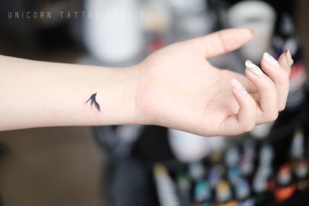 一组夏日清新小纹身图案欣赏