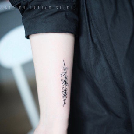 一组夏日清新小纹身图案欣赏