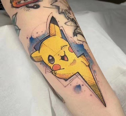 一组可爱的皮卡丘纹身图案