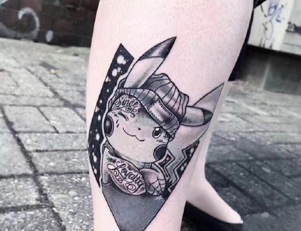 一组可爱的皮卡丘纹身图案