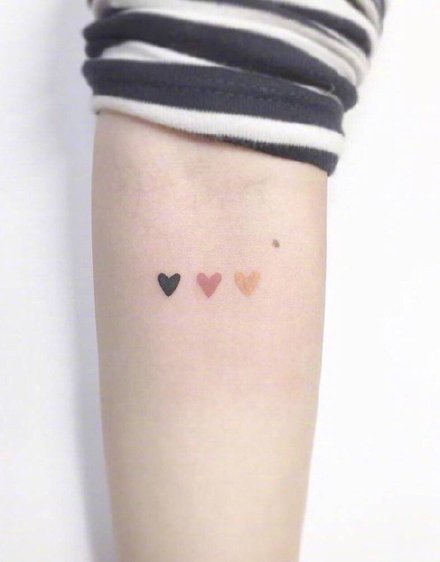 一组可爱小清新的彩色小图案纹身