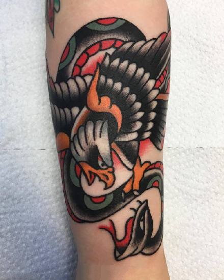 一组欧美彩色手臂纹身图案