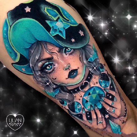 一组Newschool手臂彩绘女郎纹身