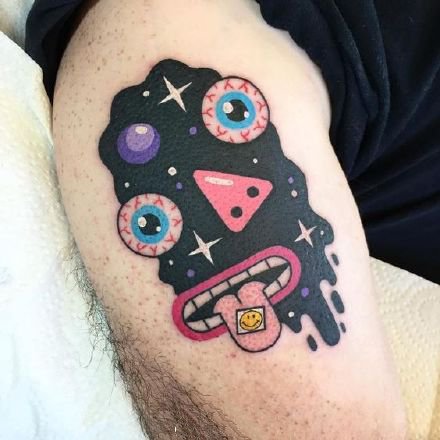 一组可爱彩色搞怪创意纹身图案