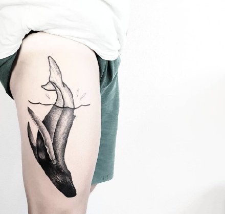 一组干净的黑灰抽象纹身