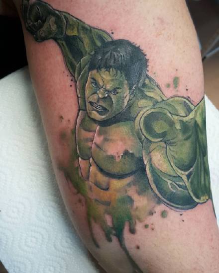 一组水墨画形式的写实纹身