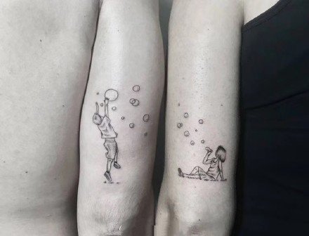 一组黑灰小清新情侣纹身