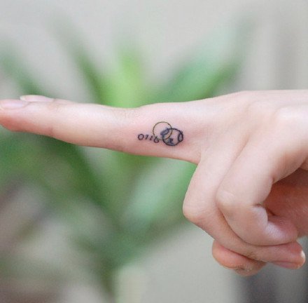 一组指间小清新的纹身图案