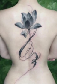 挥洒自如的17款水墨毛笔痕迹纹身作品