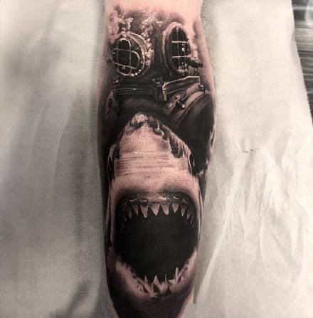 一组欧美写实黑灰纹身图案欣赏