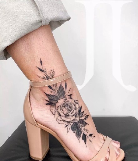 一组素色女生小清新纹身