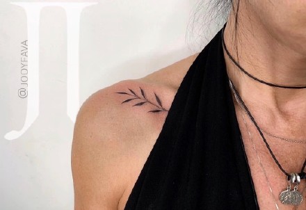 一组素色女生小清新纹身