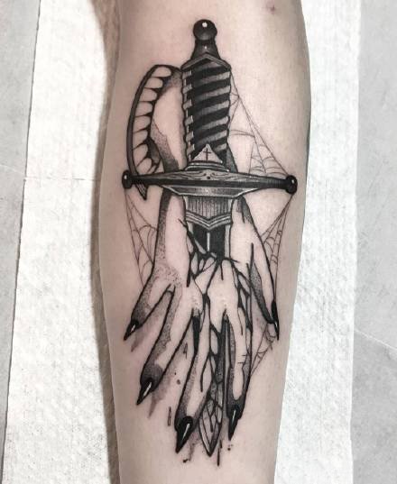 一组素色暗黑纹身图案欣赏