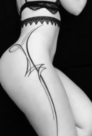 纹身线条 飘逸的一组9张线条纹身图片