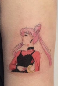 少女心爆棚的9张童年卡通动漫人物纹身图片