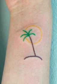 一组小清新夏日风情纹身图案