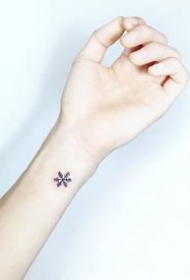 一些小而有趣的纹身图案 ​