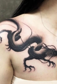 一组好看有创意的小龙纹身图案