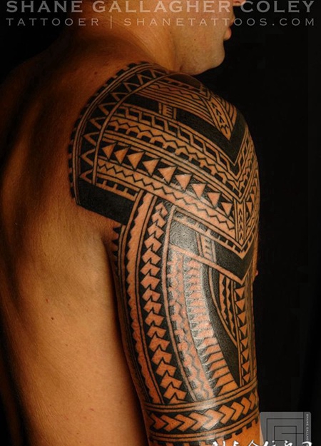 个性手臂黑色图腾纹身图案